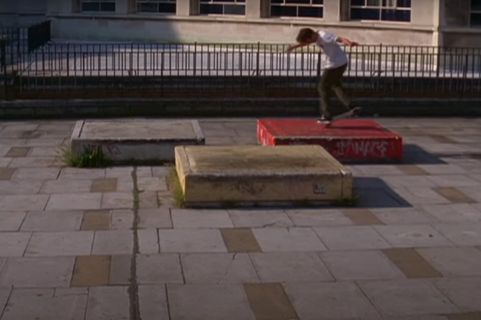 Charlie Young's 'Static V' part