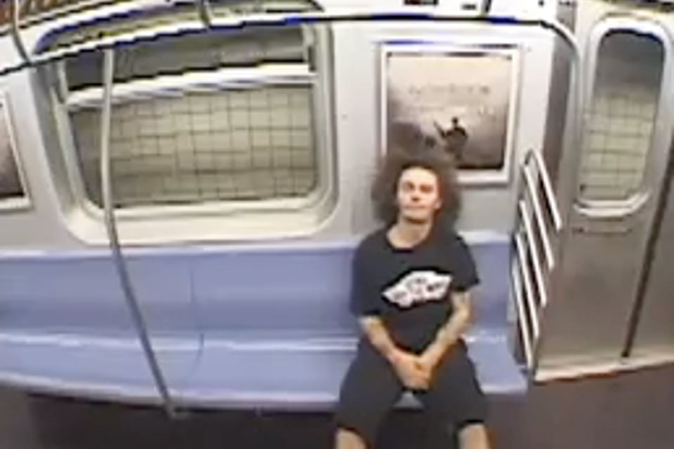 Subway Skating