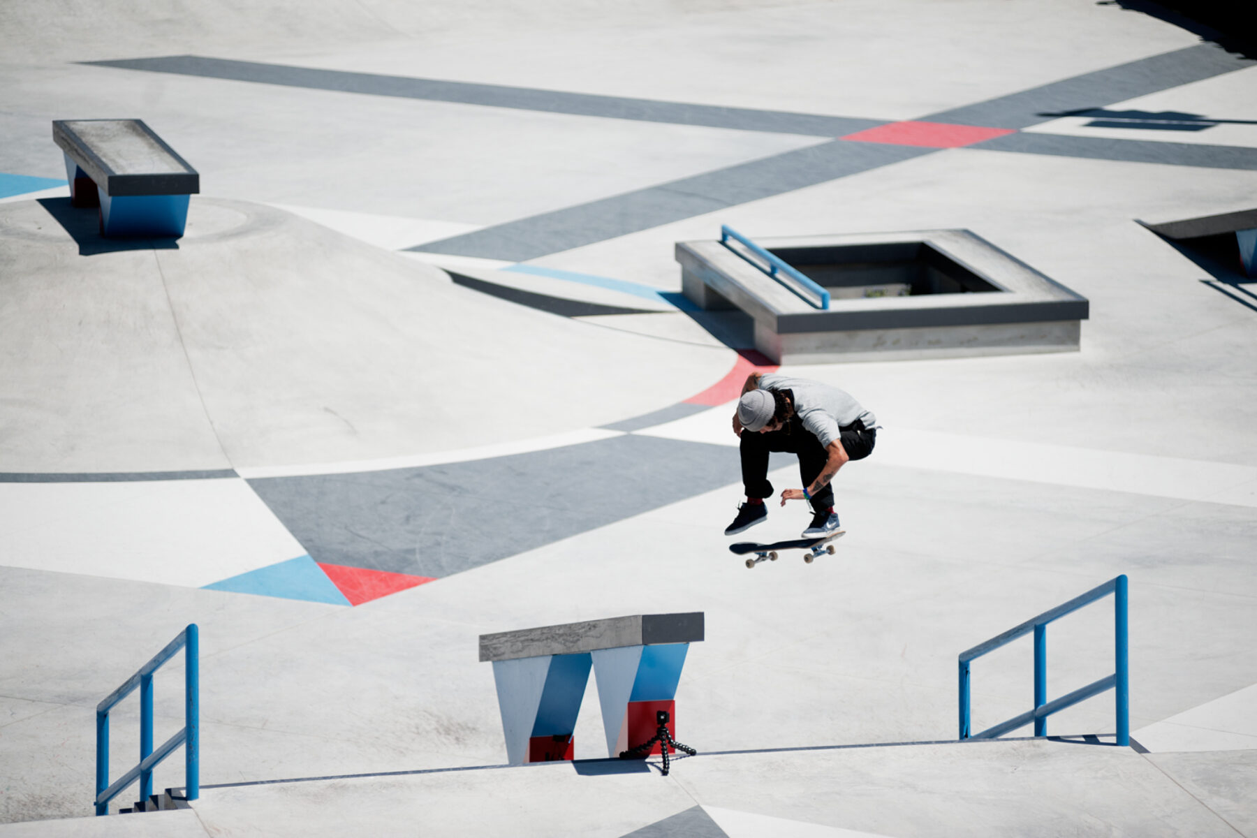 TREVOR_COLDEN_SWITCH_HEELFLIP_GREY_HENRY_KINGSFORD