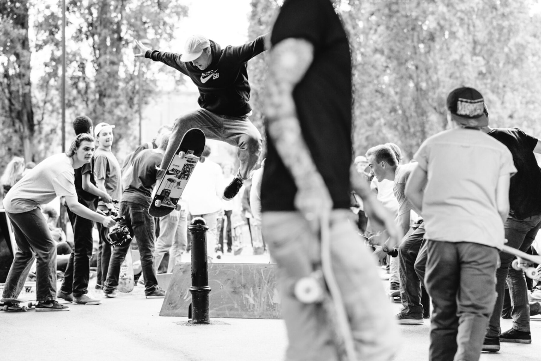 _IHC7601e-Casper-Brooker-No-Comply-Nike-SB-x-Slam-City-Skates-Go-Skateboarding-Day-London-June-2015-Photographer-Maksim-Kalanep