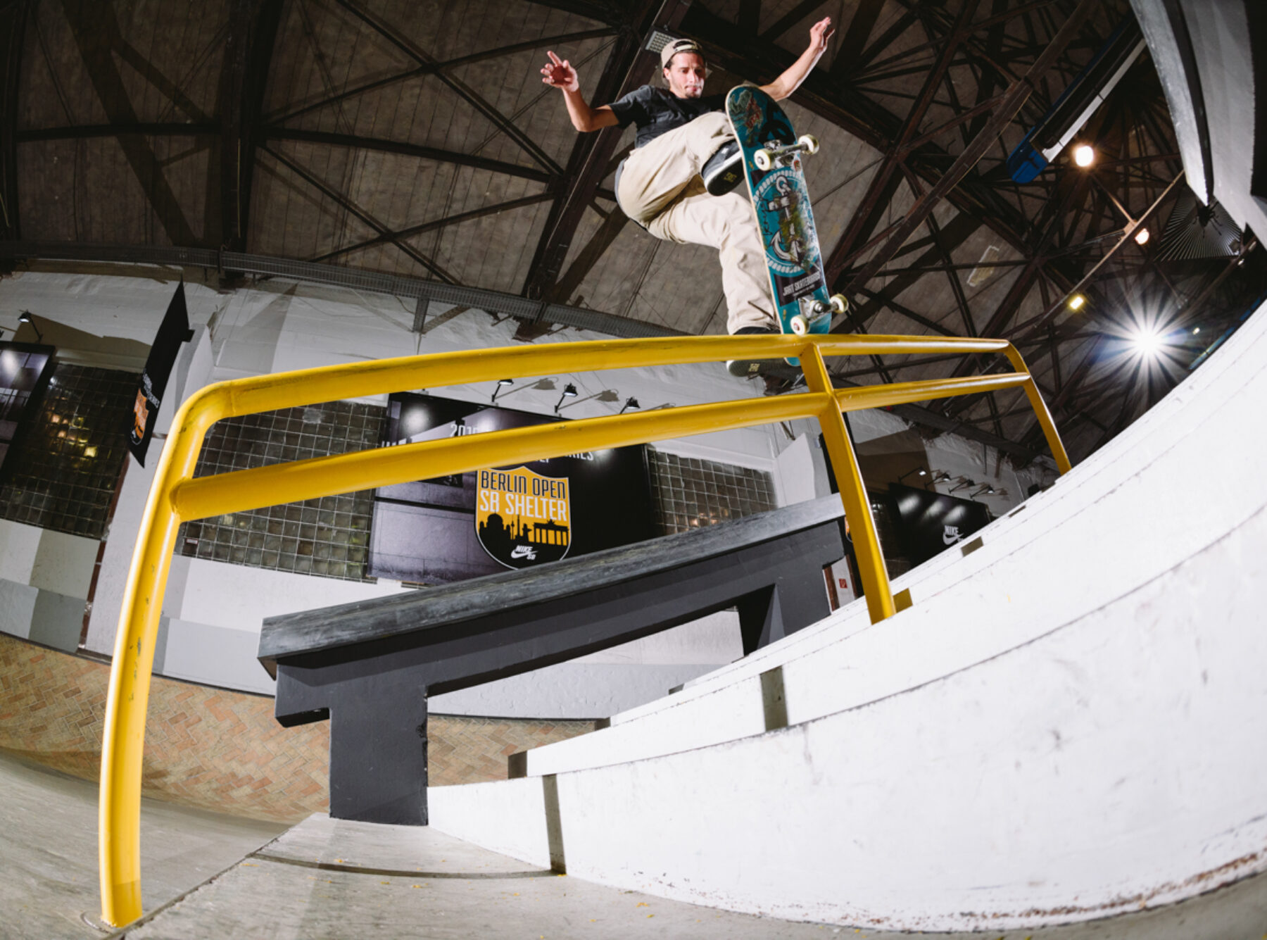 _IHC0839e-Benjamin-Garcia-Fs-Bluntlside-Nike-SB-Berlin-Open-July-2015-Photographer-Maksim-Kalanep