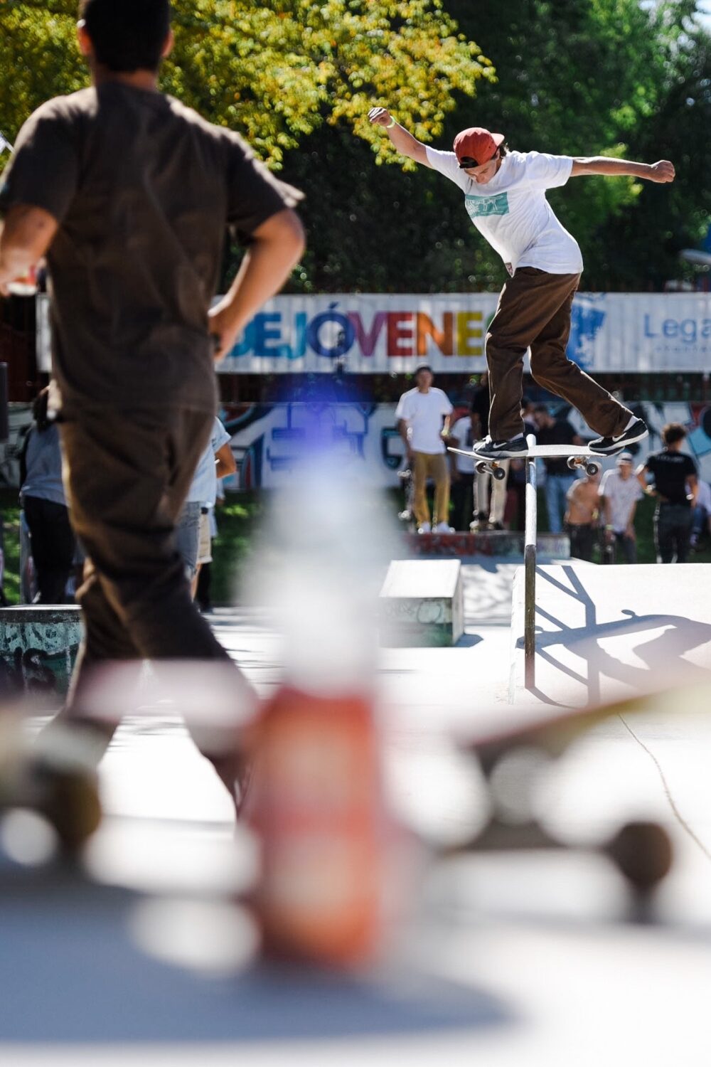 Simon-Hallberg-Feeble-Up-To-Bs-Lipslide-Down-Vans-Shop-Riot-Day-1-Madrid-September-2015-Photographer-Maksim-Kalanep