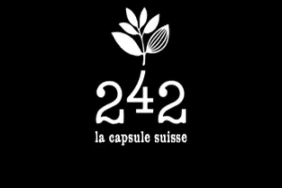 La Capsule Suisse - 242