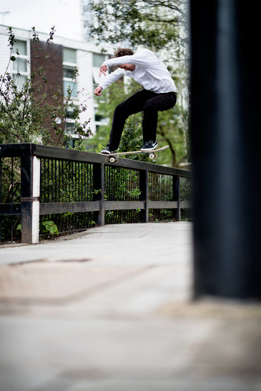 NICK_JENSEN_SWITCH_FRONTSIDE_NOSESLIDE_GREY_HENRY_KINGSFORD