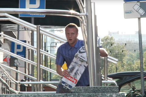 Casper Brooker – Trust Fall Extras