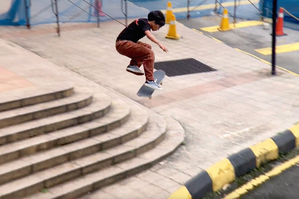 ATHVSTUDE – Thieves Skateboards