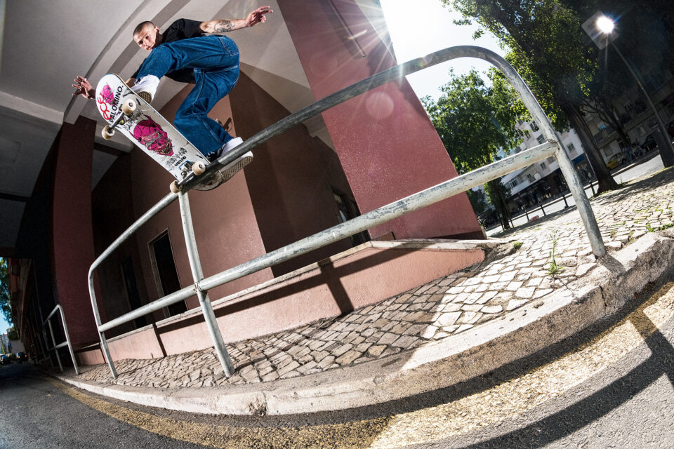 Lovenskate – Made of Iron