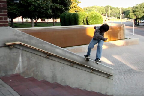 Oval – Real Skateboards